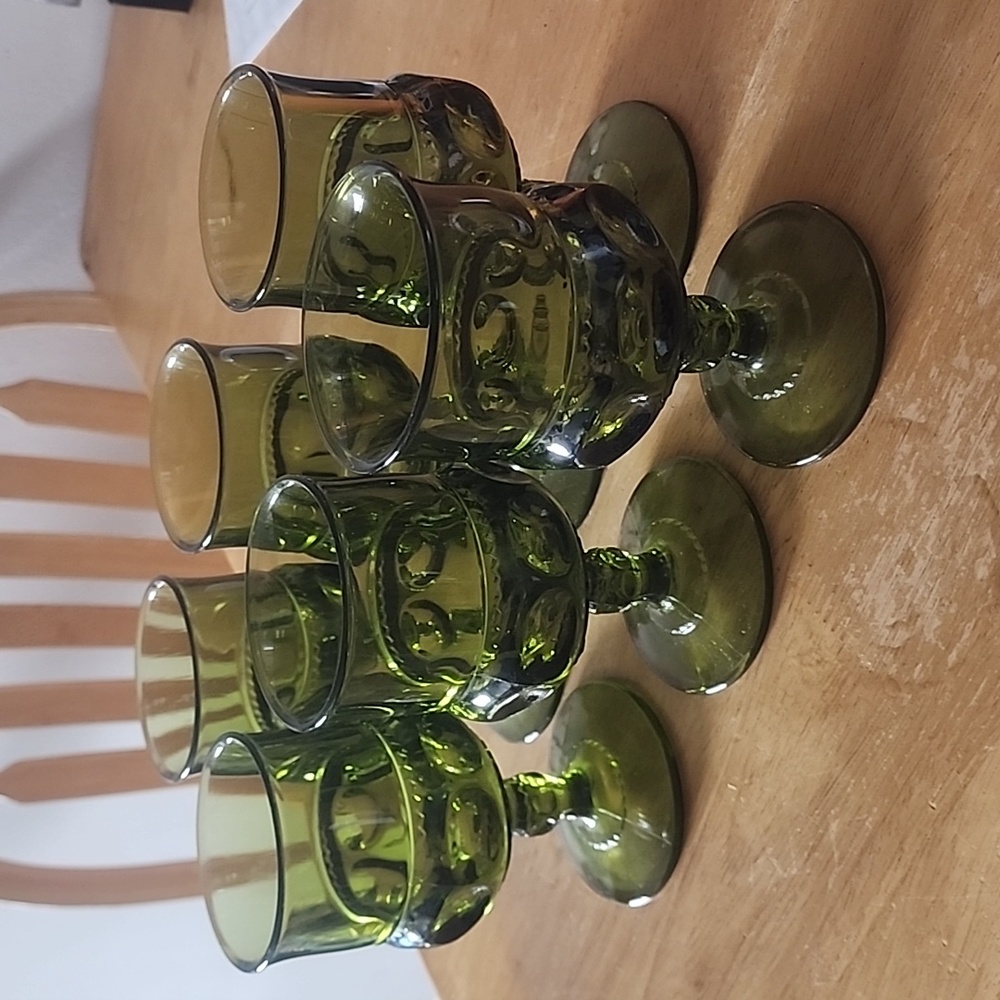 Set of 6 green glasses
